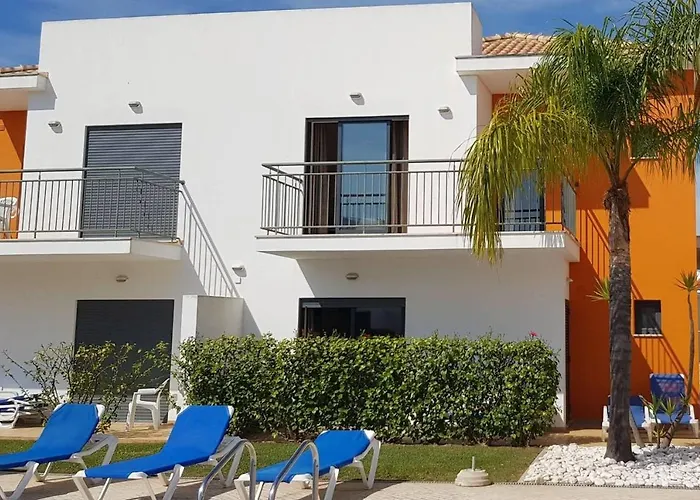 Jardins De M 度假居 *