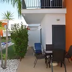 Jardins De M Casa de Férias Pêra